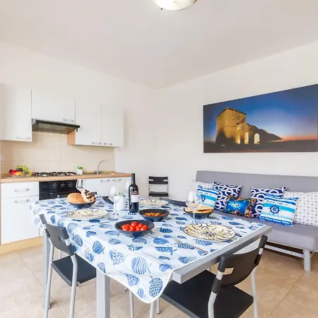 Апартаменты Life In Boncore Торре-Лапилло