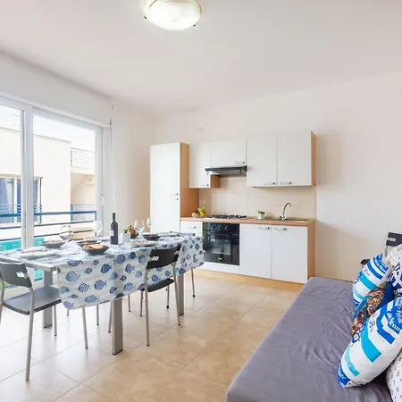 Life In Boncore アパート